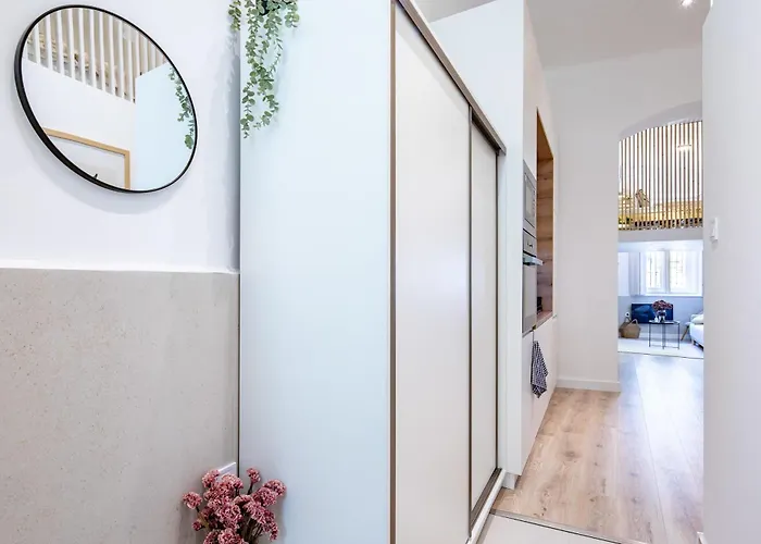 - Modern - Superb Style Budapest