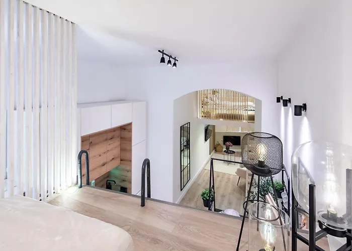 - Modern - Superb Style *